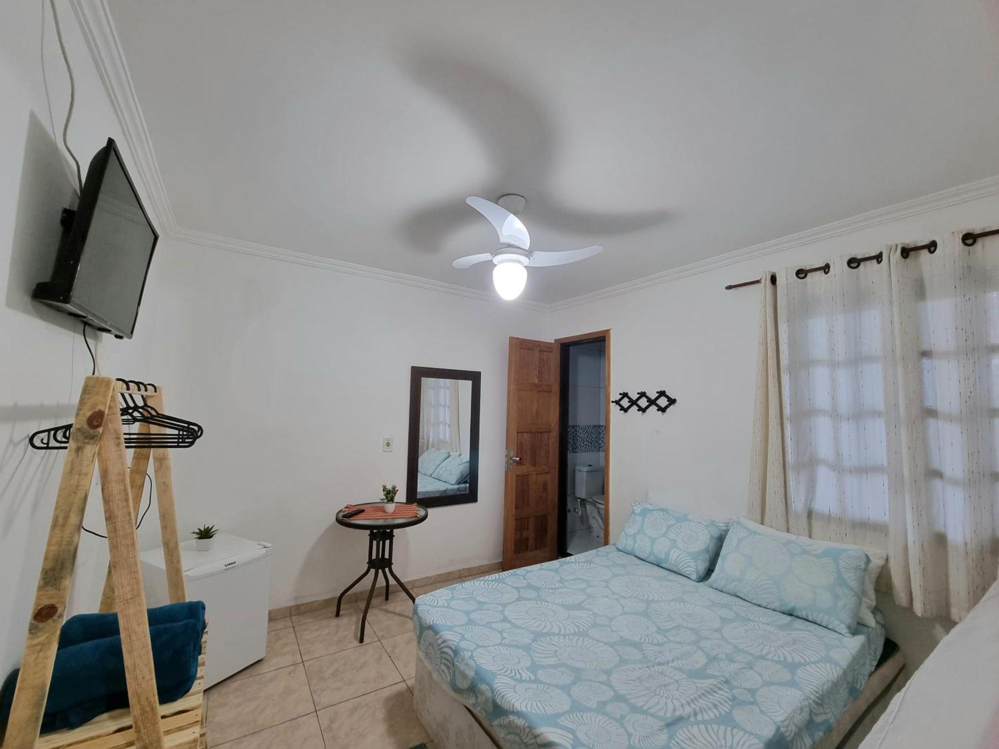 Loft E Suítes Dos Anjos Pensión *